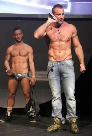 E' l'italiano Vito Gallo Mr Escort & Pornstar 2012 - hookiesF3 - Gay.it