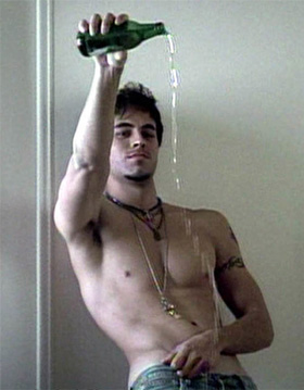 Enrique Iglesias, manterrò la promessa: correrò nudo - iglesiasHOME - Gay.it