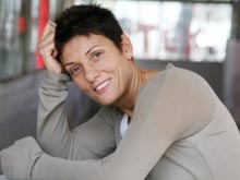 Scoppia la bagarre sul manuale di sopravvivenza per i gay - immabattagliavendolaBASE - Gay.it
