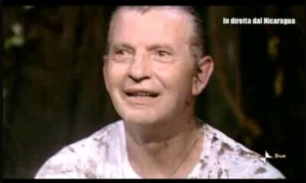 Isola dei famosi, quando la sfortuna porta bene - isolasfiga2 - Gay.it
