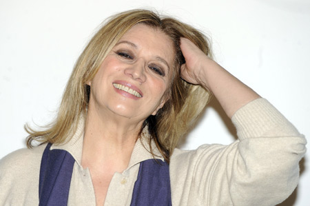 Zanicchi: "pronta a restituire il premio gay" - ivazanicchipegasoF1 - Gay.it