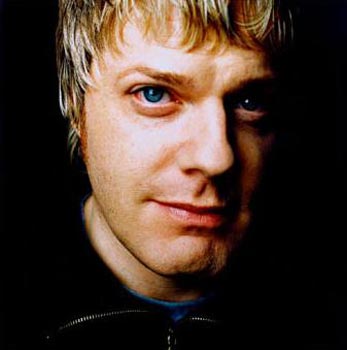 EDDIE IZZARD: MACHO IN DRAG - Izzard2 - Gay.it