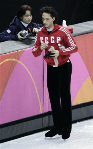 JOHNNY, LA 'DIVA' DELLE OLIMPIADI - Johnny Weir e Priscilla Hil - Gay.it