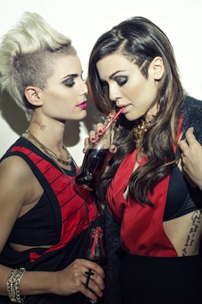 La$ignora, ecco il nuovo duo al femminile del pop - LaSignoraF3 - Gay.it