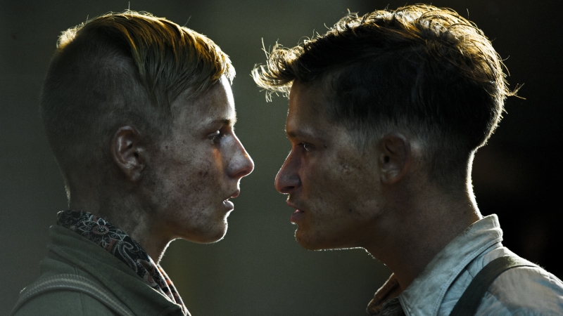 Land of Mine, quei giovani sminatori tedeschi umiliati e abusati - Land of Mine 4 - Gay.it