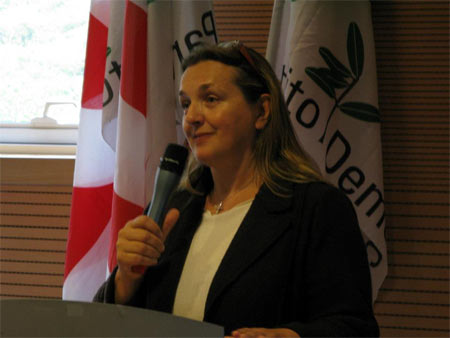 Primarie Pd, Laura Puppato: Io credente dico sì a nozze gay - laura puppatoF5 - Gay.it