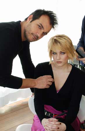 Laura Chiatti: bella, brava e sulla cresta dell'onda - laurachiattiF4 - Gay.it
