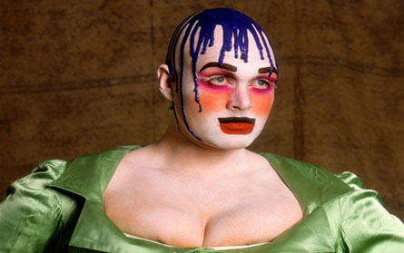 Prima di Lady Gaga: ecco Leigh Bowery, in mostra a Milano - leighboweryF1 - Gay.it
