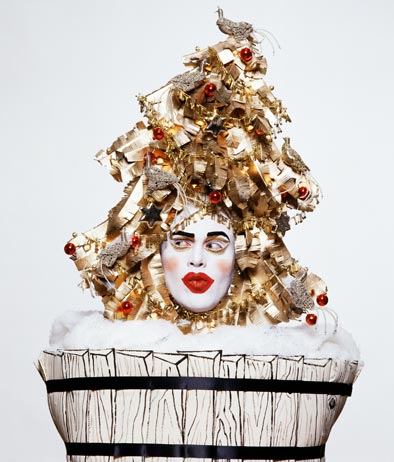 Prima di Lady Gaga: ecco Leigh Bowery, in mostra a Milano - leighboweryF2 - Gay.it