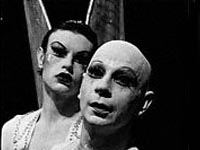 Lo scopo dell'arte è liberare il popolo: intervista a Lindsay Kemp - lindsay kemp - Gay.it