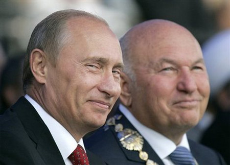 Russia, il presidente licenzia il sindaco omofobo di Mosca - luzkhovF1 - Gay.it