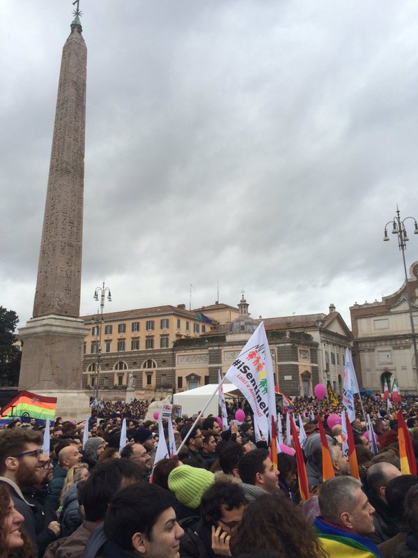 Pillole arcobaleno da Piazza del Popolo - Manifestazione 5 marzo 2016 10 - Gay.it