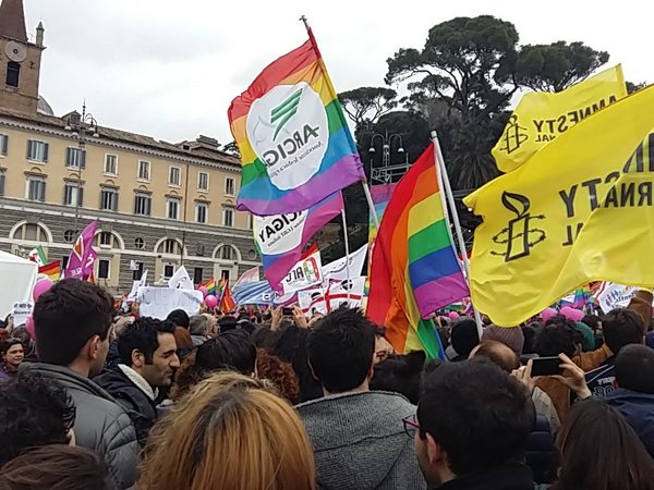 Pillole arcobaleno da Piazza del Popolo - Manifestazione 5 marzo 2016 11 - Gay.it