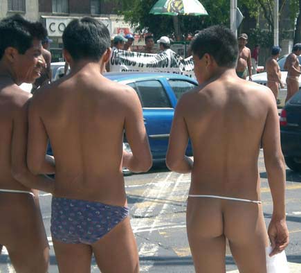 Città del Messico si svela: dai club gay ai campesinos nudi - Messico2F1 - Gay.it