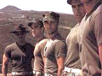 Militare gay aggredito fuori da locale si cura in anonimato - militari13 - Gay.it