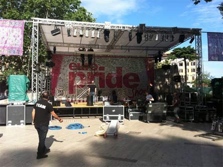Europride: Militia Christi dà il benvenuto nel "Pride Pork" - militia pork prideF4 - Gay.it