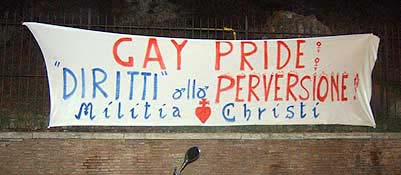 "Curate i gay", scritta di Militia Christi a Roma - militiaromaF2 - Gay.it