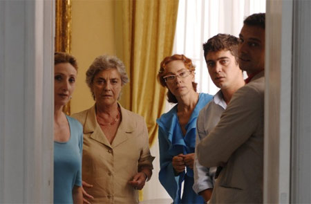 Scamarcio: "Baciare un uomo? Ci sono cose più difficili" - mine vagantiF3 - Gay.it