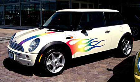 MINICAR: PERCHÈ PICCOLO È BELLO - mini gay - Gay.it