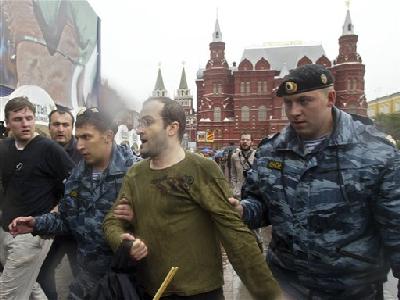 Russia, il presidente licenzia il sindaco omofobo di Mosca - MoscaPride2006 - Gay.it