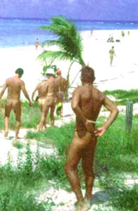 SIROLO: STOP AL NUDISMO - nudismo13 - Gay.it