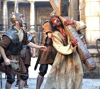 IL SANGUE DI GESÙ? È FINTO - Passion 4 - Gay.it