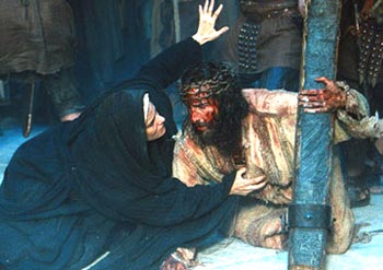 IL SANGUE DI GESÙ? È FINTO - Passion 5 - Gay.it