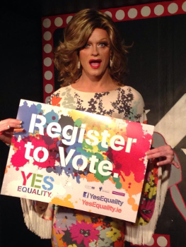 "Non ti servo, sei omofobo": succede a Dublino - panti bliss1 - Gay.it