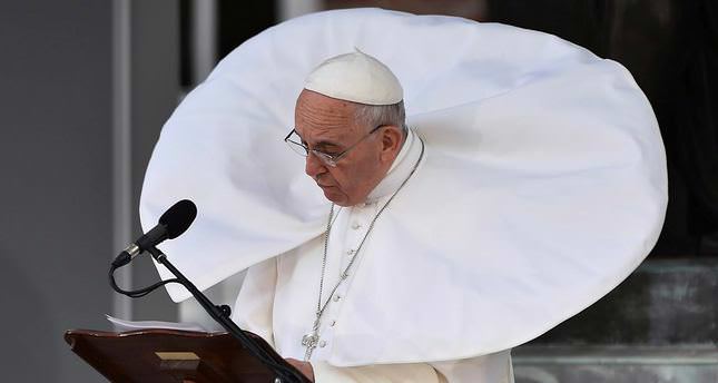 Unioni civili: c'è la mediazione, si va verso la "stepchild ristretta" - papa francesco usa 1 - Gay.it