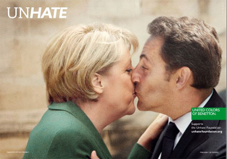 Vaticano minaccia querele per il "papa gay" di Benetton - papa bacio gayF7 - Gay.it