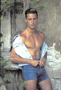 MEMORIE D'UN FOTOGRAFO DI NUDO - patrioli05 - Gay.it