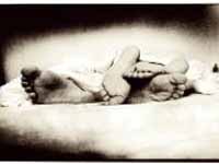LESBICA PER DIFESA - piedino - Gay.it