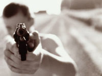 GAY CON LA PISTOLA - pistola - Gay.it