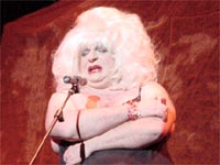ALLA GUERRA CON LA PARRUCCA - platinette3 - Gay.it