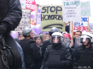 COM'È DURO ESSERE GAY IN POLONIA - poznan04 - Gay.it