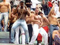 L'ABC DEL GAY PRIDE - pride parigi2002 2 - Gay.it