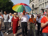 ORGOGLIO SOTTO IL SOLE - pridemilano13 - Gay.it