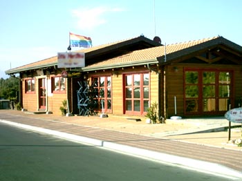 VERSILIA, VOGLIA D'ESTATE - priscilla cafe01 - Gay.it