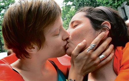 Convegno su "riparazione" gay: gli psicologi si dissociano - psicologi terapieF2 - Gay.it