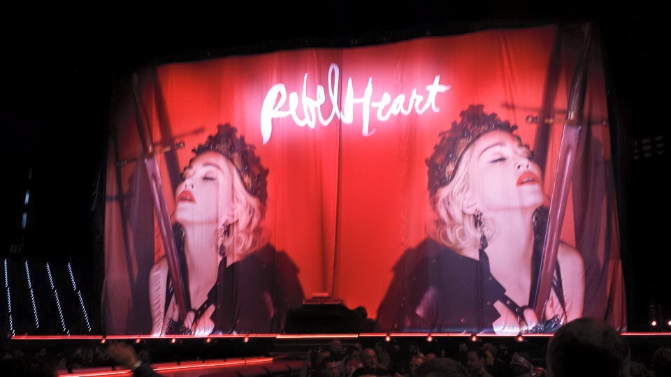 Madonna infiamma Torino: “Gli italiani lo fanno meglio!” - Rebel Heart - Gay.it