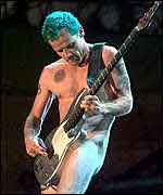 PEPERONCINI TRASGRESSIVI - redhotchilipeppers06 - Gay.it