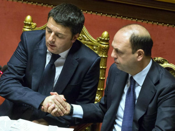 Unioni civili: nessun accordo tra Renzi ed Alfano. Il PD tiene duro - renzi alfano base - Gay.it
