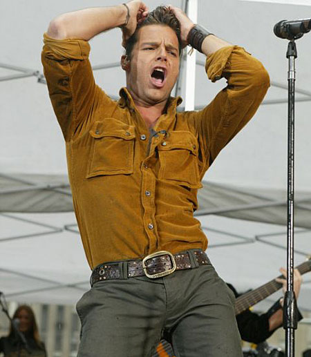 Ricky Martin: coming out bisessuale - Rickytvaqui2 - Gay.it