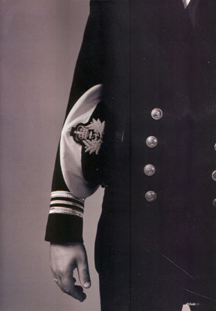 È DI MODA L'UNIFORME GAY - riv militari02 - Gay.it