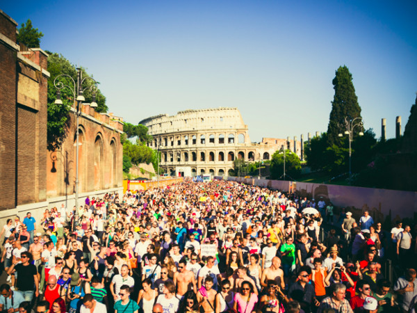 Le associazioni LGBT chiedono un incontro urgente col M5S - roma pride 2015 bs - Gay.it