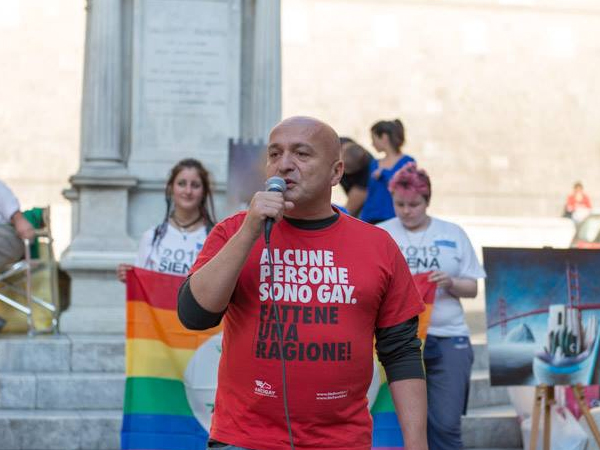 Condannati a 10 anni gli aggressori di Maria Luisa e dell'amico gay - romani vs scalfarotto - Gay.it