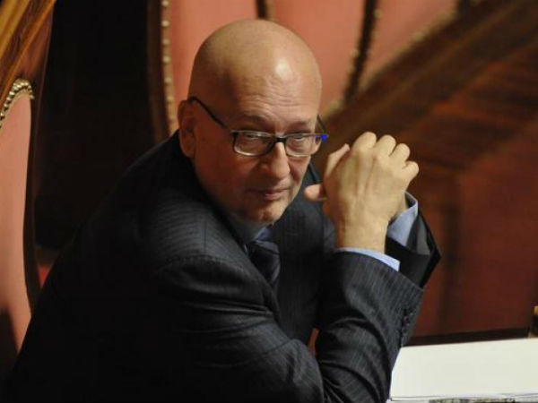 Il ddl Cirinnà, gli emendamenti e le insidie del dibattito in aula - sandro bondi senato - Gay.it