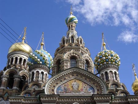 San Pietroburgo, il senato vota: "Illegale propaganda gay" - sanpietroburgo leggeF2 - Gay.it