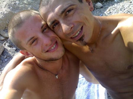 Francesco e Manuel scrivono a Napolitano: "Ci aiuti lei" - sciopero fame coppiaF6 - Gay.it