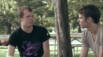 Torturato per anni dal padre da quando fece il coming out - SimonBrintonF2 - Gay.it